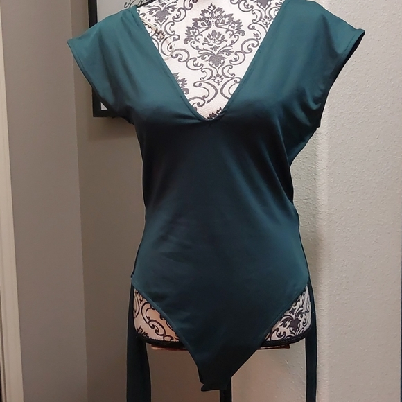 3/$6 item Forever 21 body suit - Picture 4 of 7